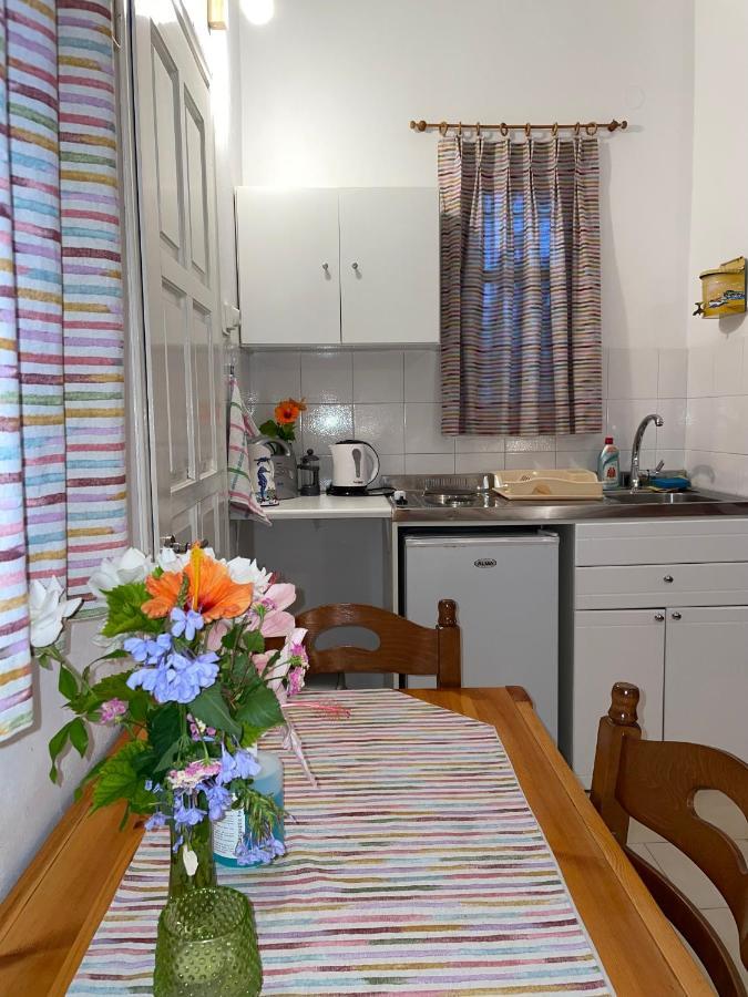 Alikí Villa Gelly'S Studios מראה חיצוני תמונה
